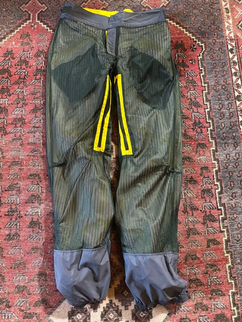 m*6様 patagonia スノーボードパンツ RECCO