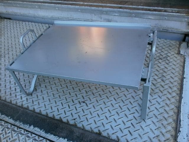 ナ*イ様 米軍 アルミ製 フォールディング テーブル MEDICAL TABLE