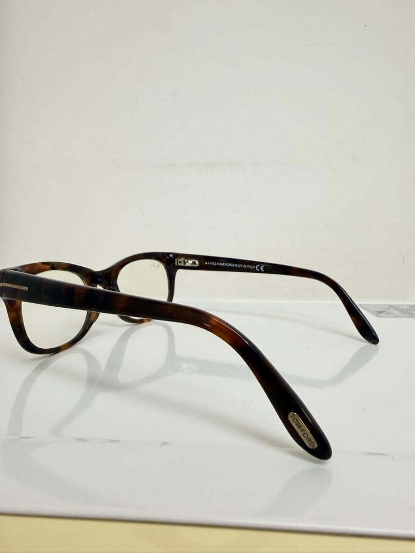 TOMFORD RayBan純正レンズ調光　度なし専用ケース付　最短3/27発送