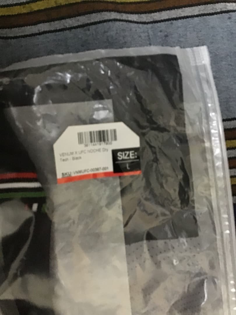（在庫最後の商品）正規品 NOCHE UFC VENUM サイズ L