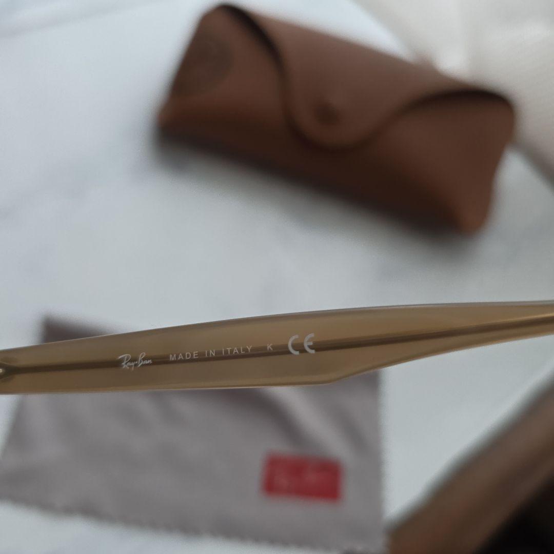 Ray-Ban サングラス ベージュRB4305-F