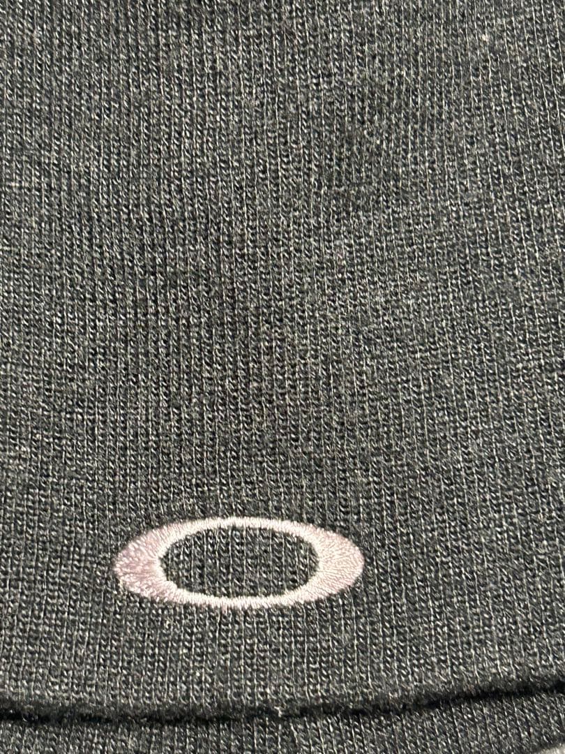 90s OAKLEY オークリー ロゴ刺繍 ビーニー ニット帽 赤タグ　y2k