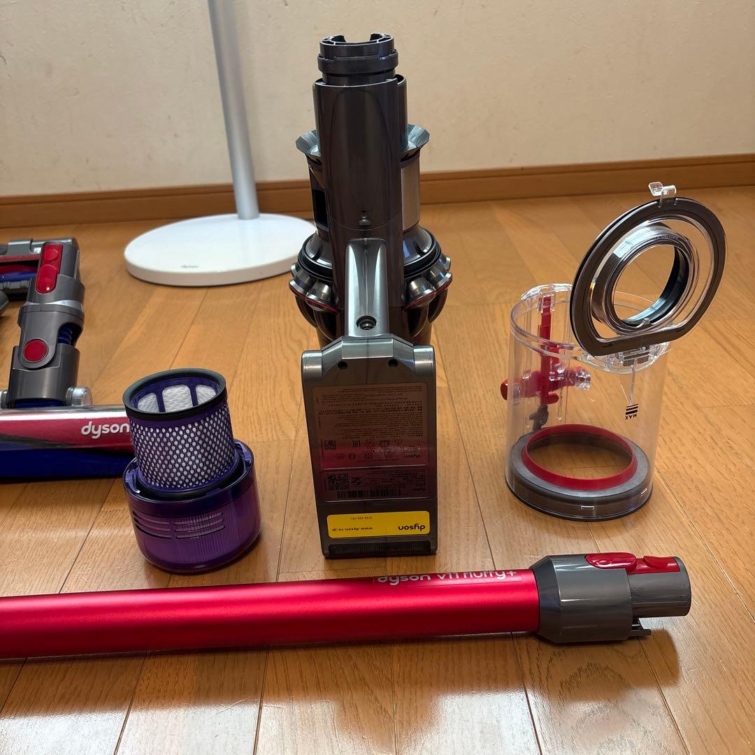 ダイソン V11 SV14 美品　スタンド付き　分解洗浄除菌整備済　NO.2