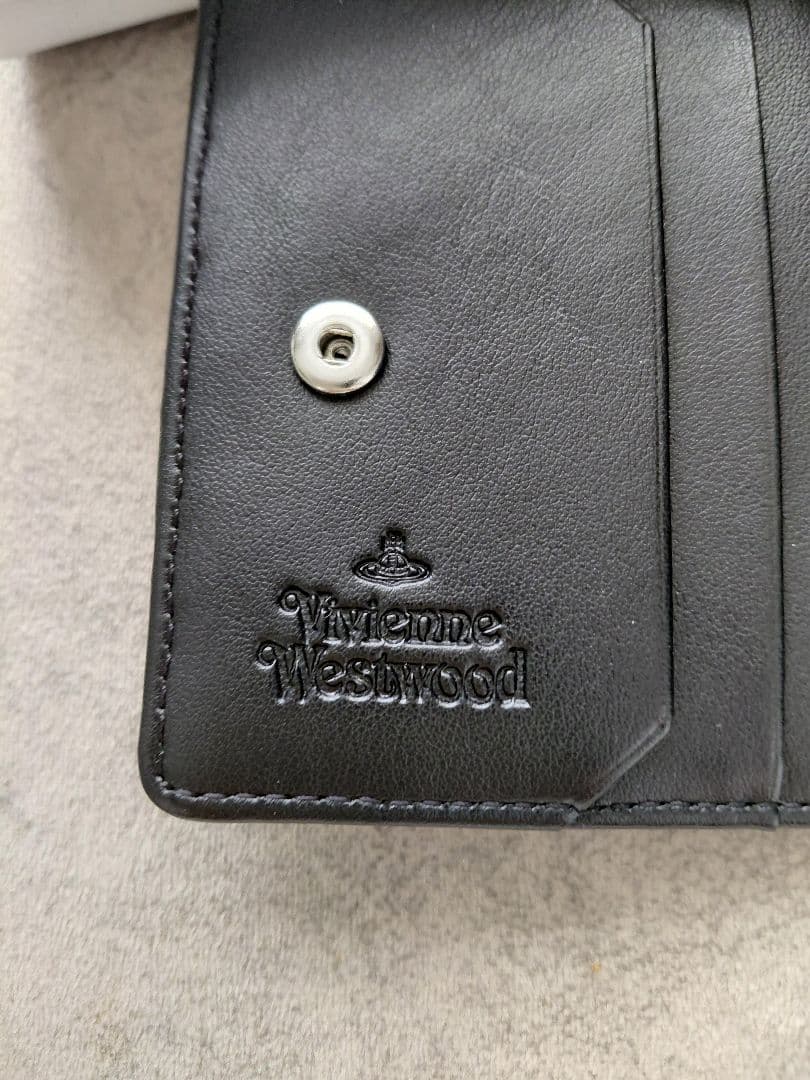 新品未使用　Vivienne Westwood　タータンチェック柄　二つ折り財布