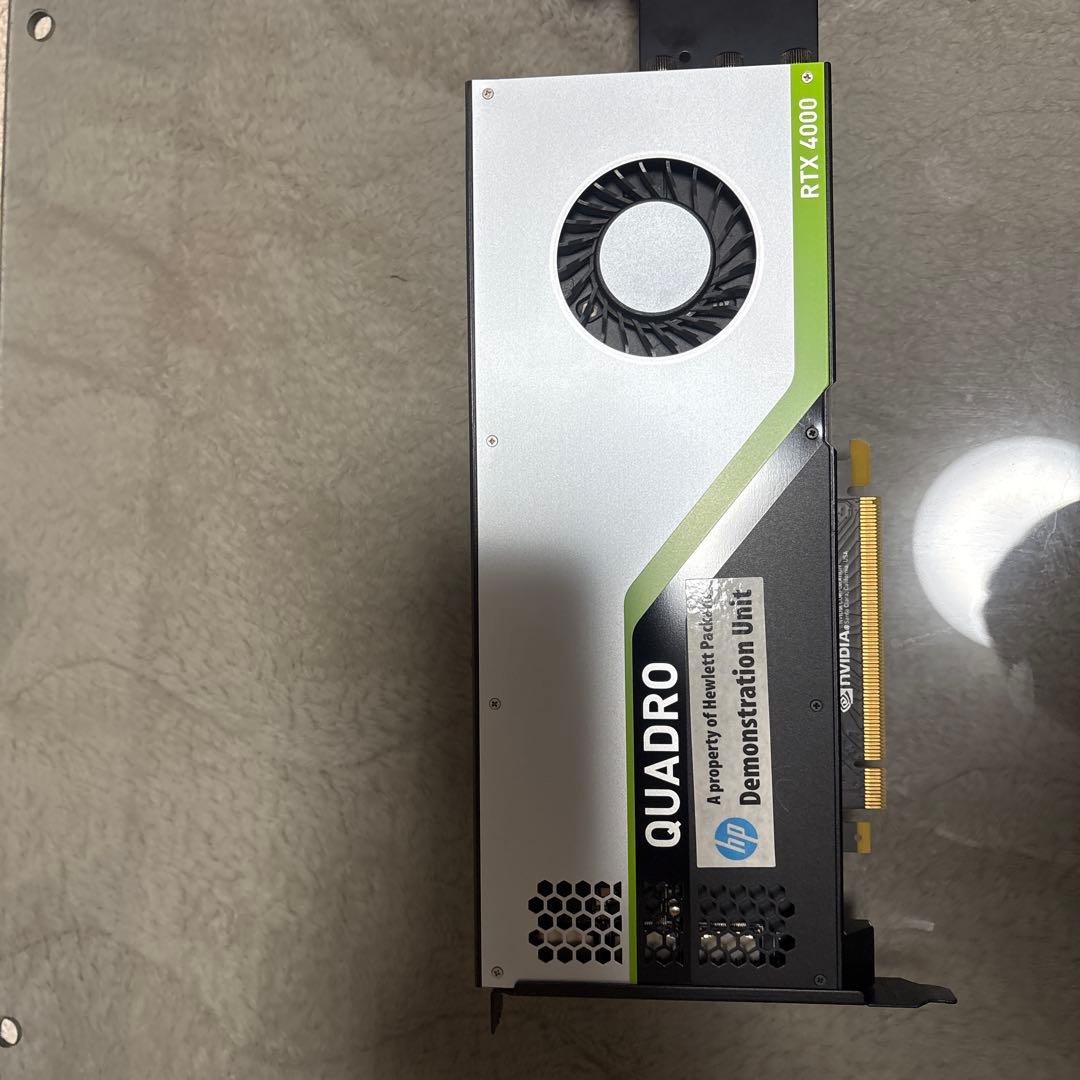 NVIDIA Quadro RTX 4000 グラフィックボード