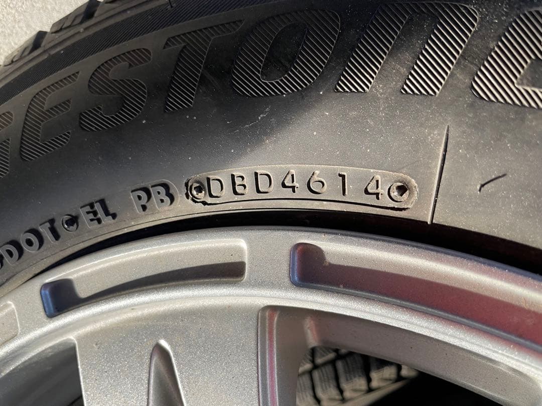 ジムニー用ブリザック スタッドレスタイヤ 175/80R16 ホイール4本セット