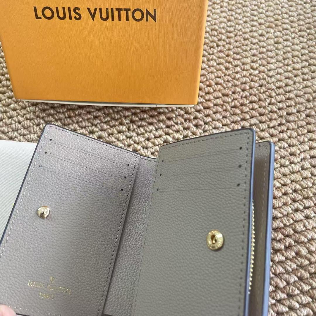 非売品/ノベルティ LOUIS VUITTON グレー 二つ折り財布