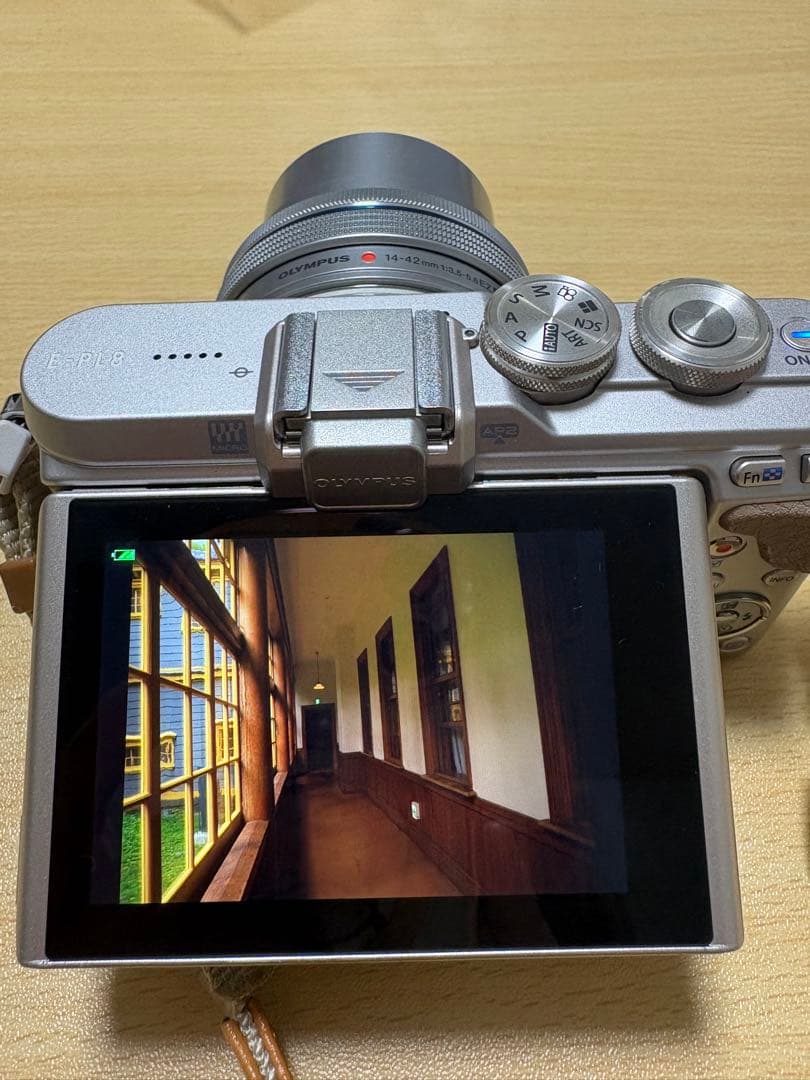 3月に値上げ予定！OLYMPUS PEN E-PL8レンズ・フィンダーセット！