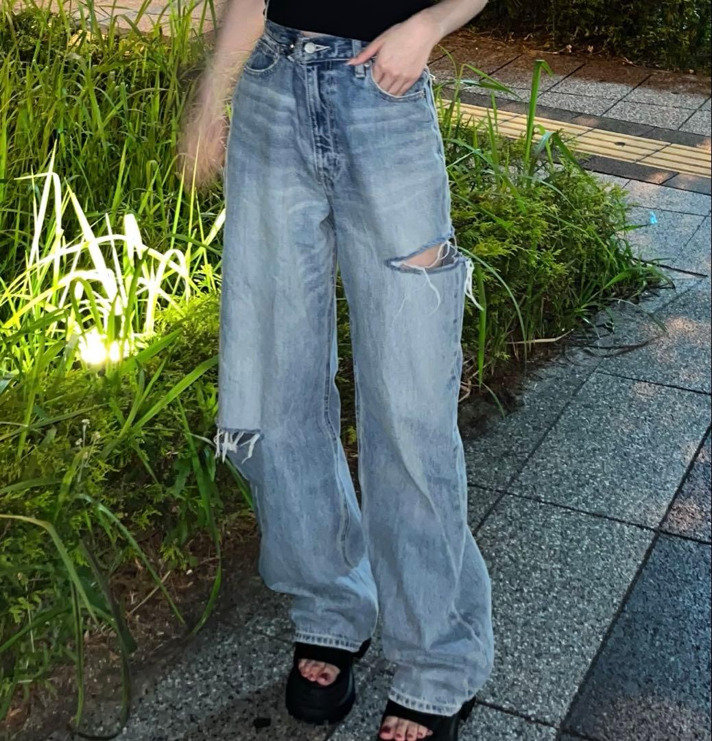 【しおり】EVRIS アシメカッティングセミワイドデニムパンツ