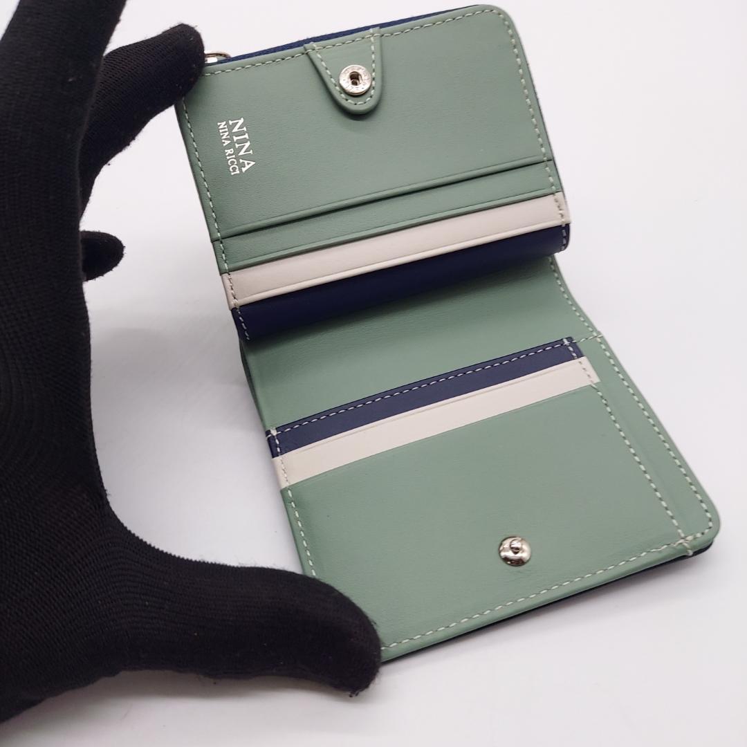 未使用品　ニナニナリッチ　二つ折り財布　革