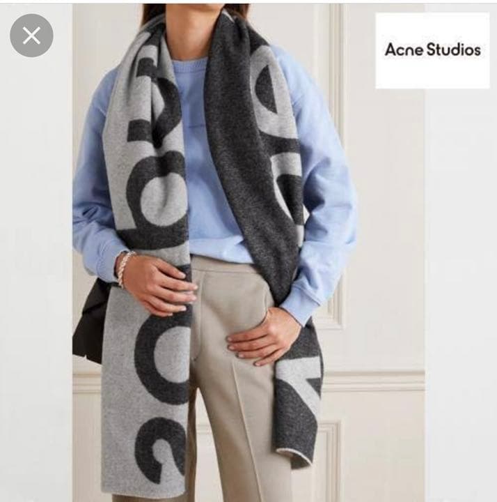 Acne Studios 定番マフラー