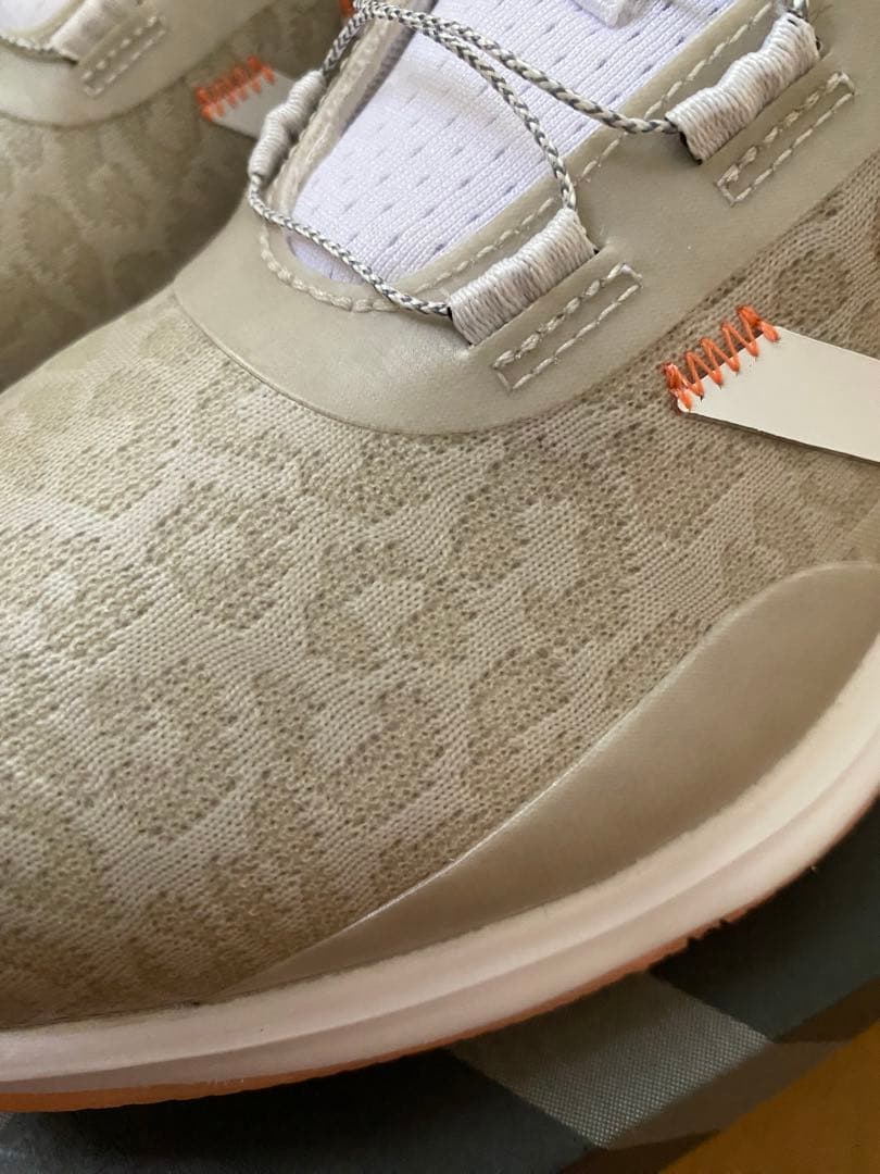 新品adidas ゴルフシューズ レディース ベージュ　24.5センチ軽量