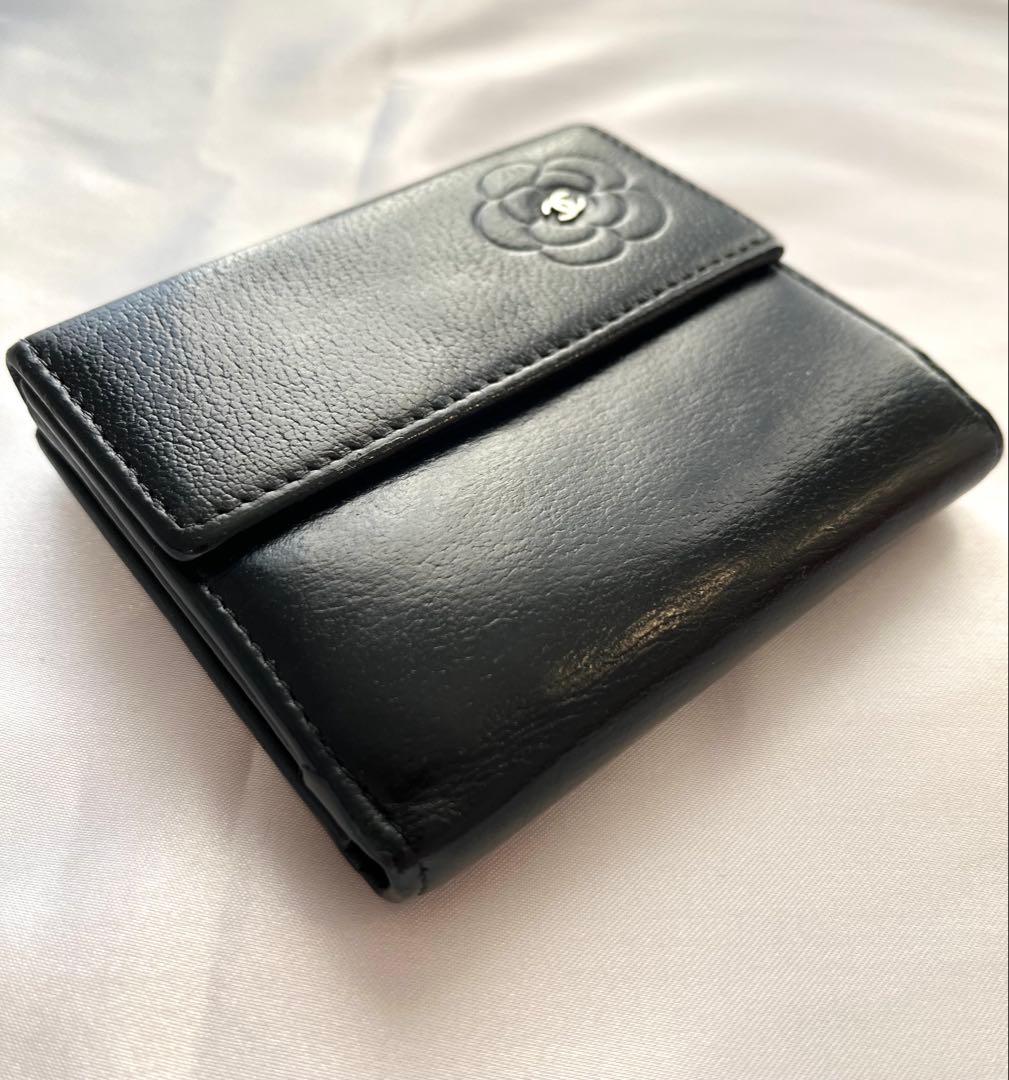CHANEL シャネル 3つ折り財布 カメリアフラワーCCロゴ