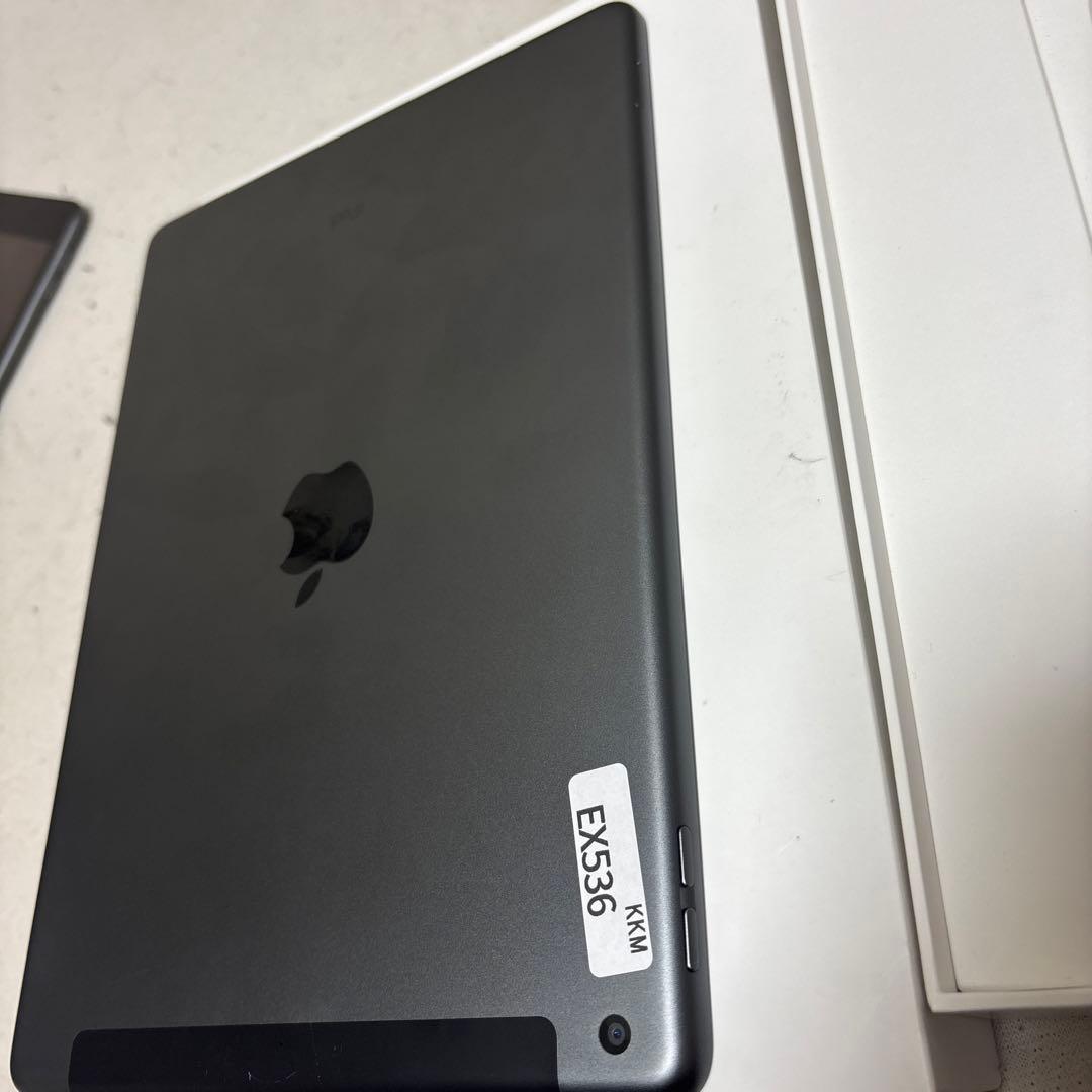み*様 Apple iPad (第7世代) 32GB バッテリー92%