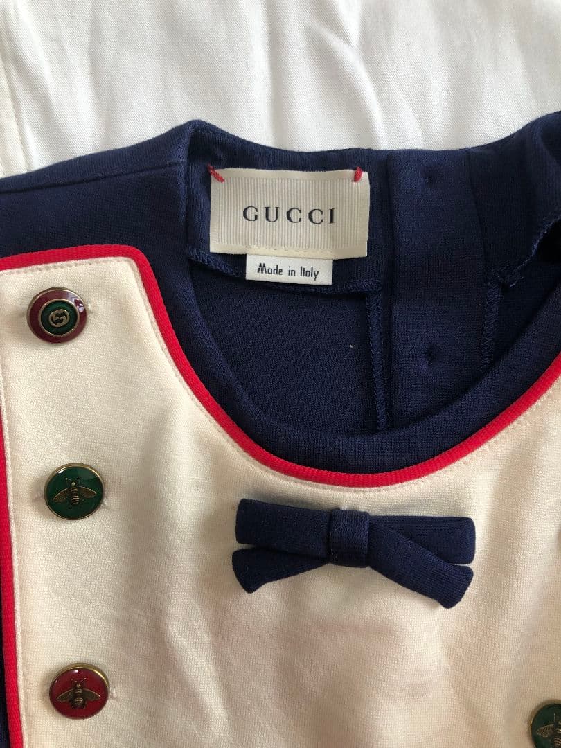 【美品】GUCCIボウタイ付き半袖ワンピース ネイビー/レッド