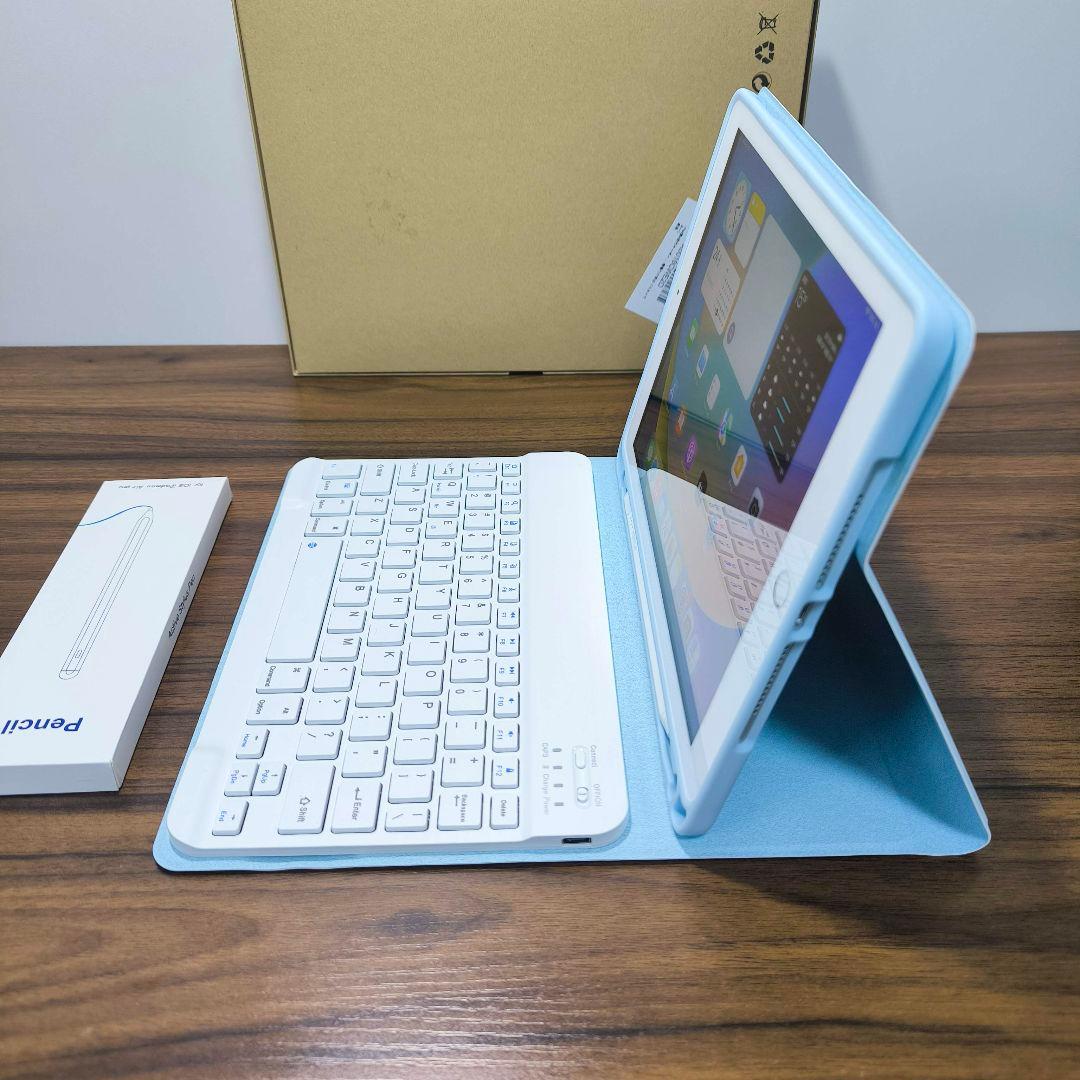 iPad 第6世代 Wi-Fi128GB ケースとキーボードセット、タッチペン