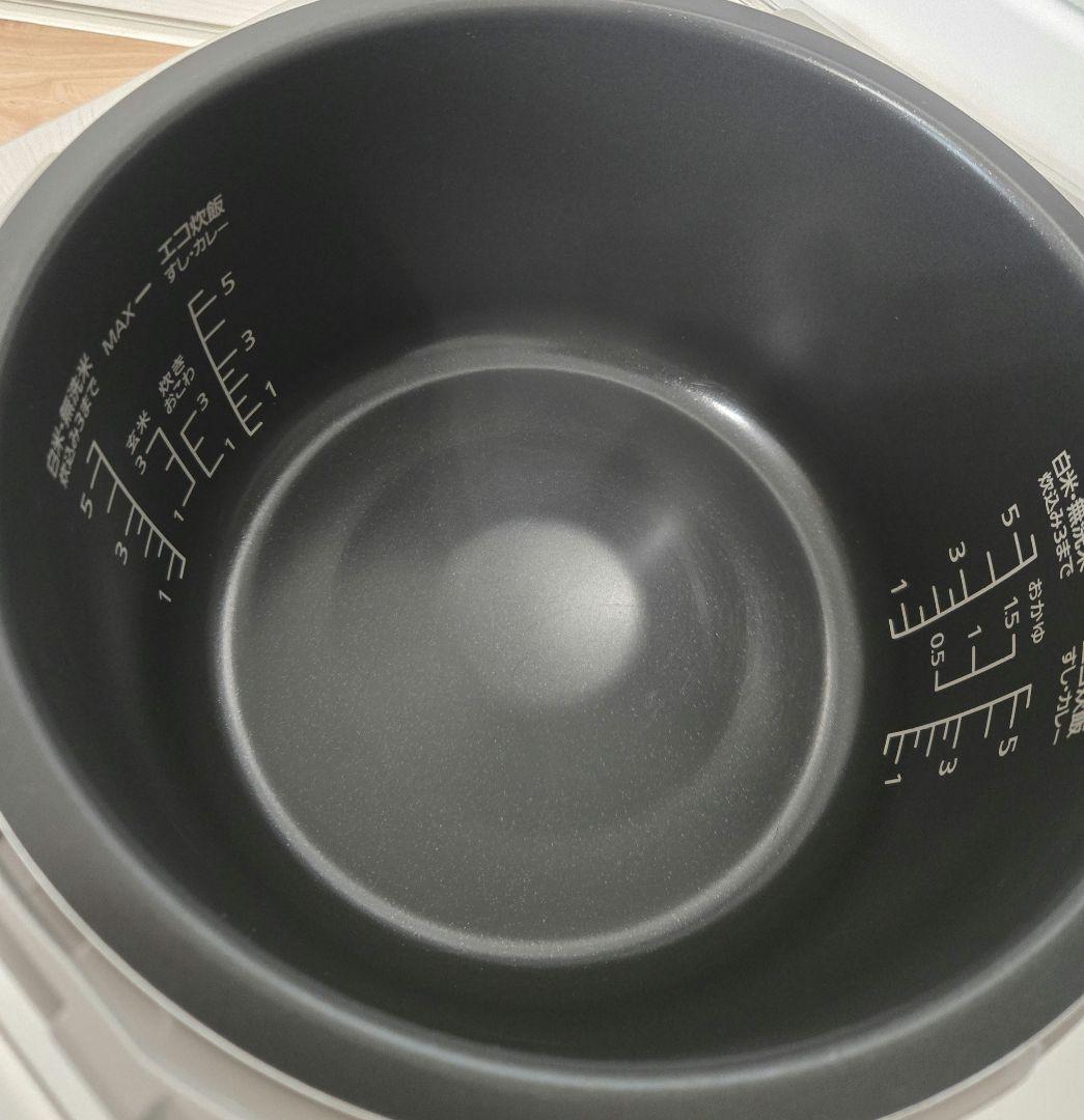 Panasonic SR-N210D-W IHジャー炊飯器2025年製