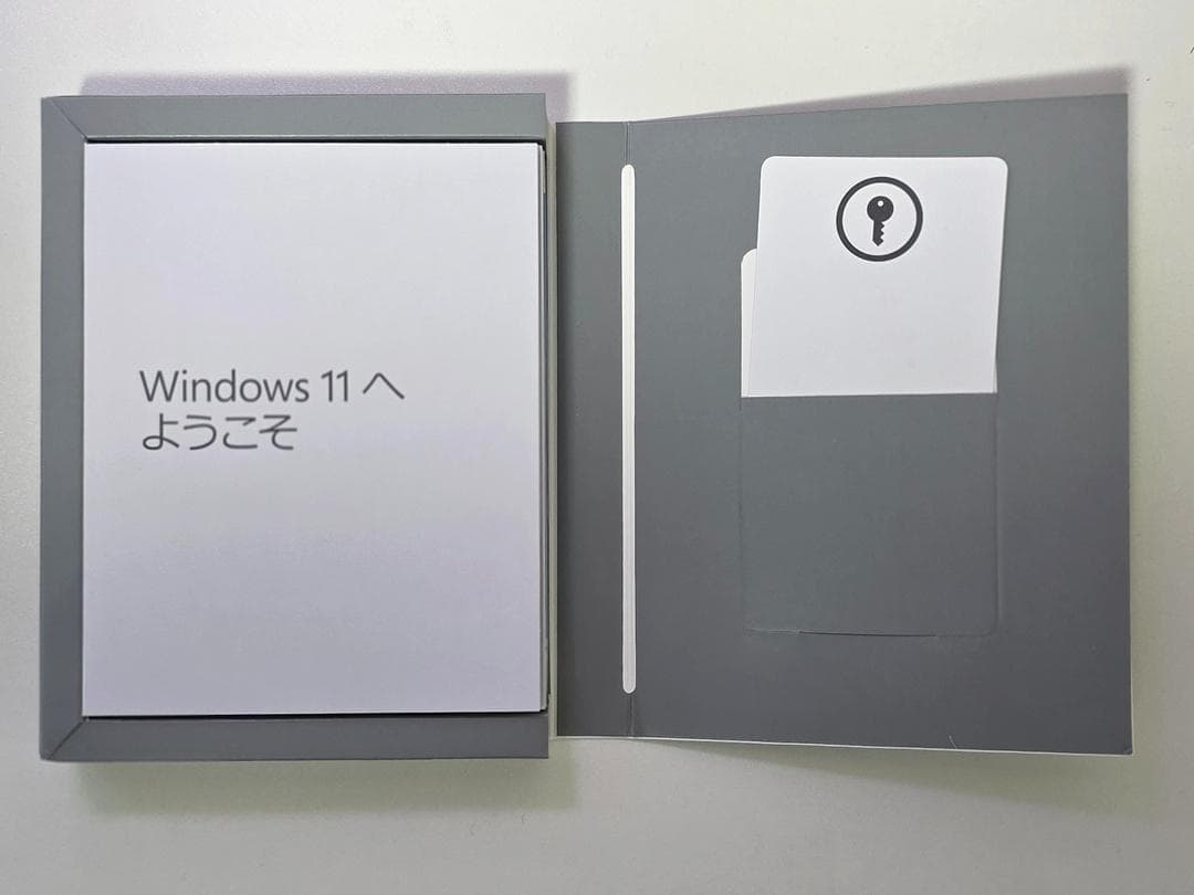 Windows 11  日本語版パッケ－ジ　（開封品）