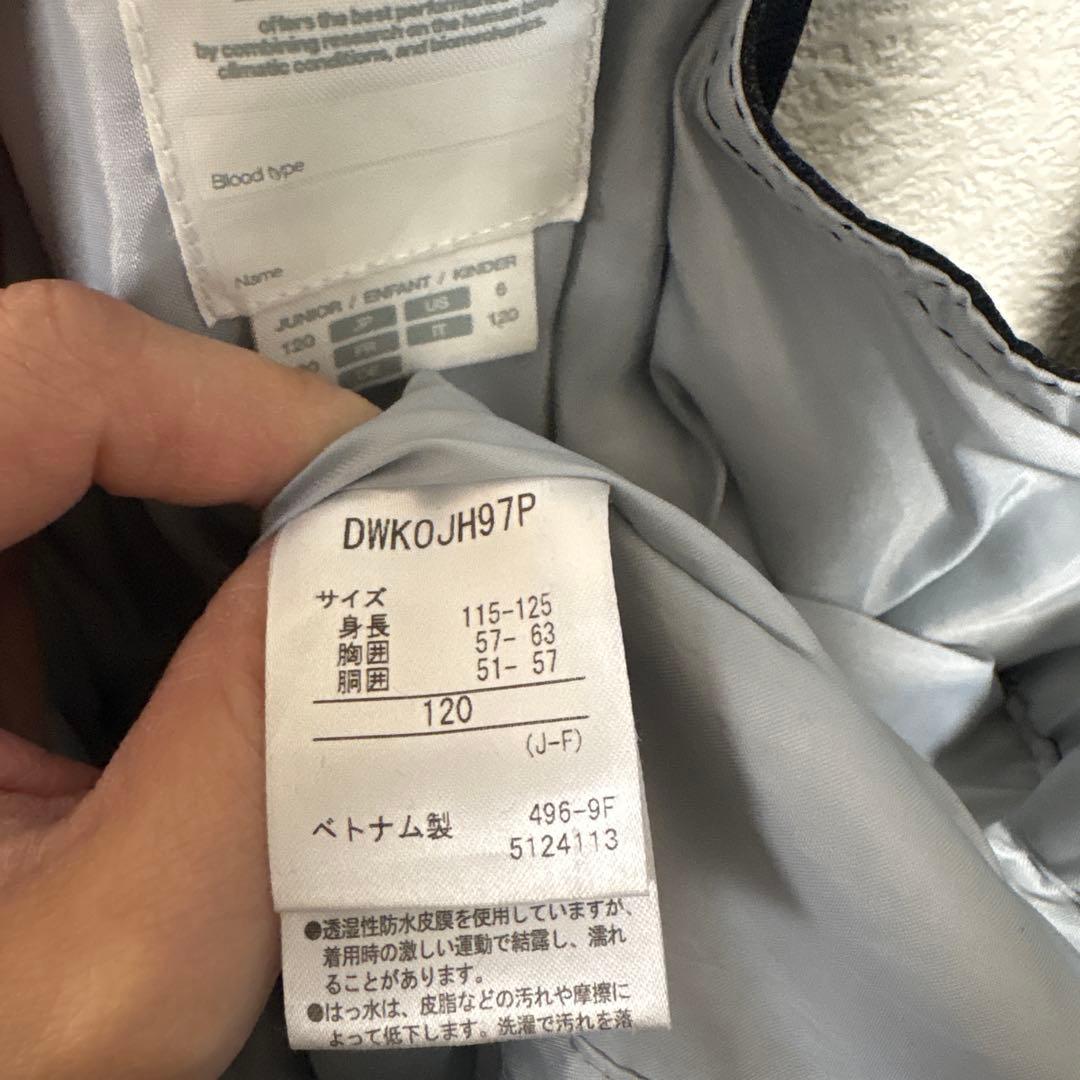 DESCENTEデサント120㎝スキーウェア　スノボ雪遊び