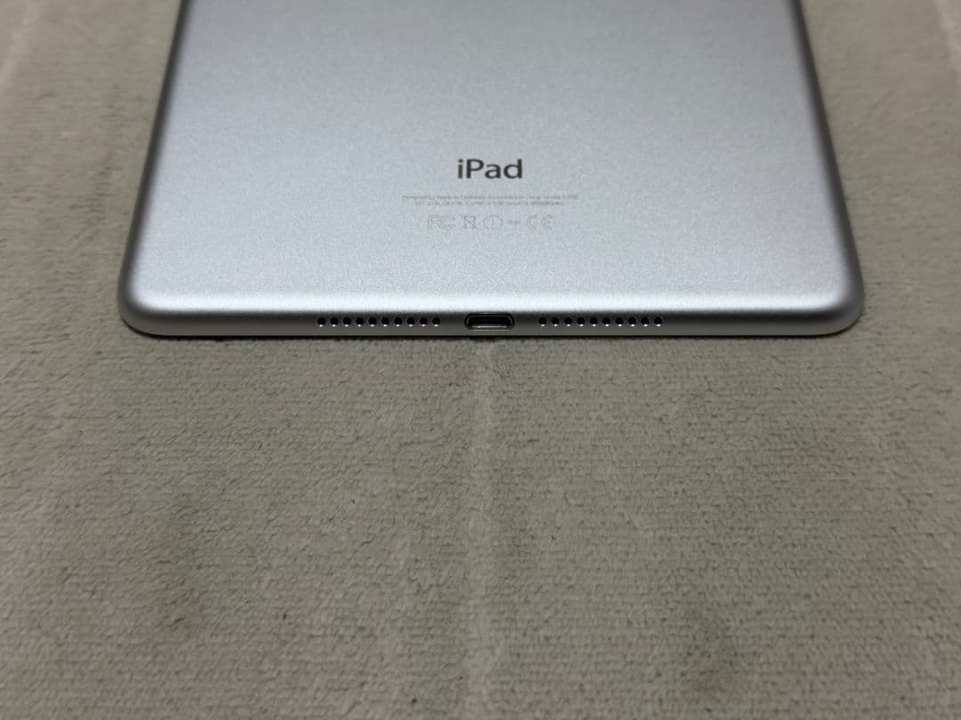 iPad mini 4世代 64GB Wi-Fiモデル