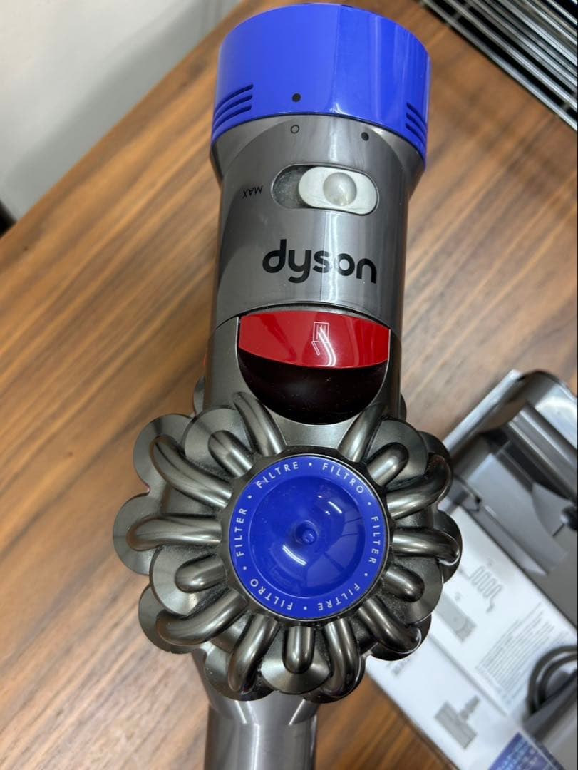 掃除機・クリーナー Dyson v7 fluffy
