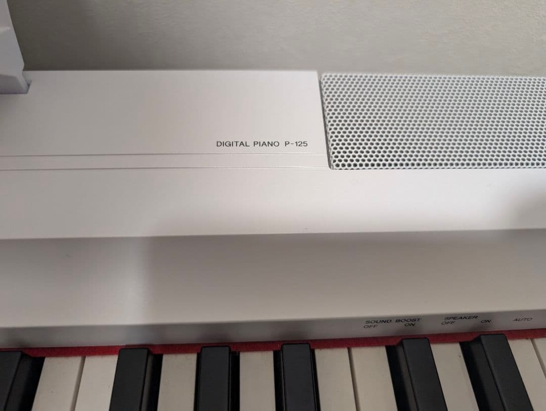 【美品】YAMAHA P-125H ホワイト 88鍵 電子ピアノ