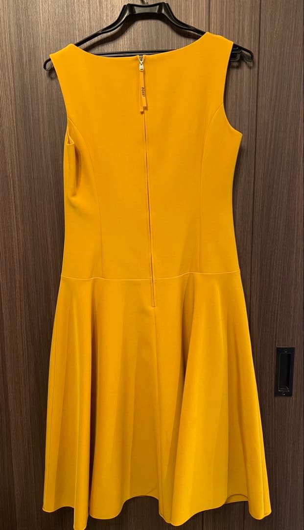 foxey newwork イエローワンピース