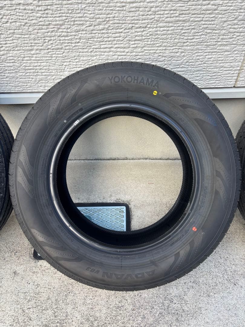 【新車外し】YOKOHAMA ADVAN V03 225/65R17 4本セット