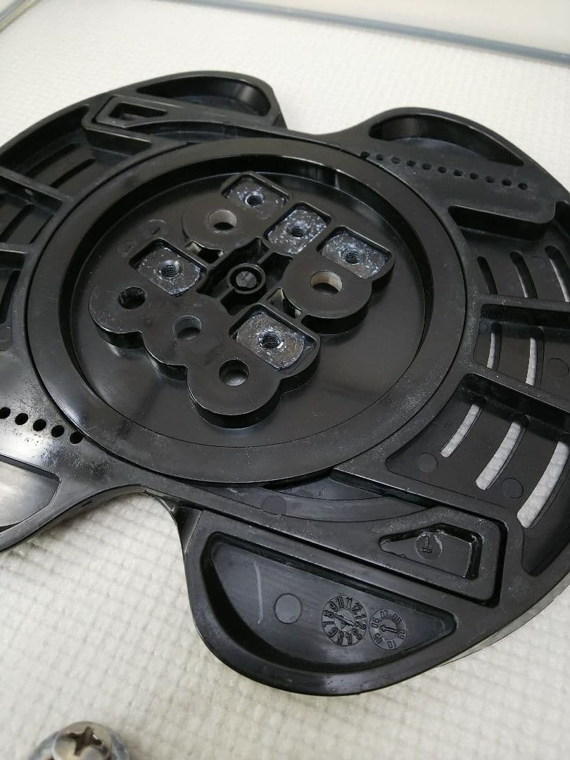 期間限定値下中 BURTON バートン プレート エレベーター ELEVATOR