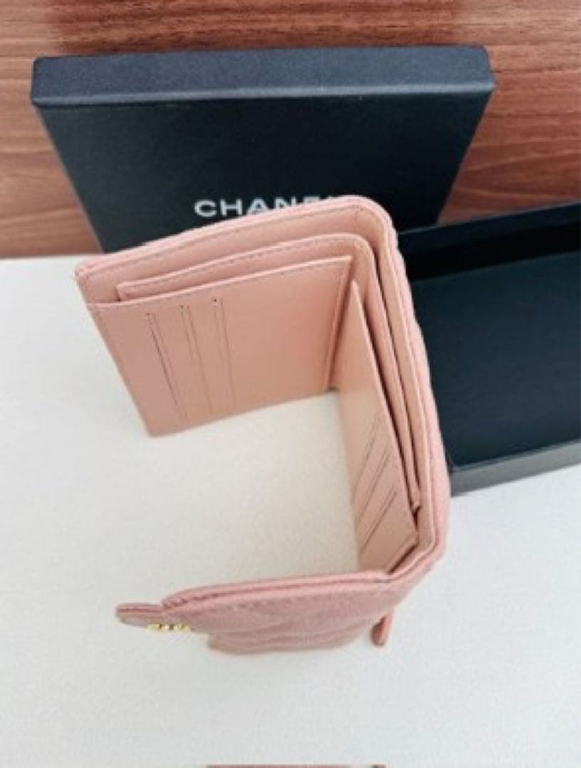 CHANELマトラッセ キャビアスキン 三つ折り財布 ピンク ゴールド