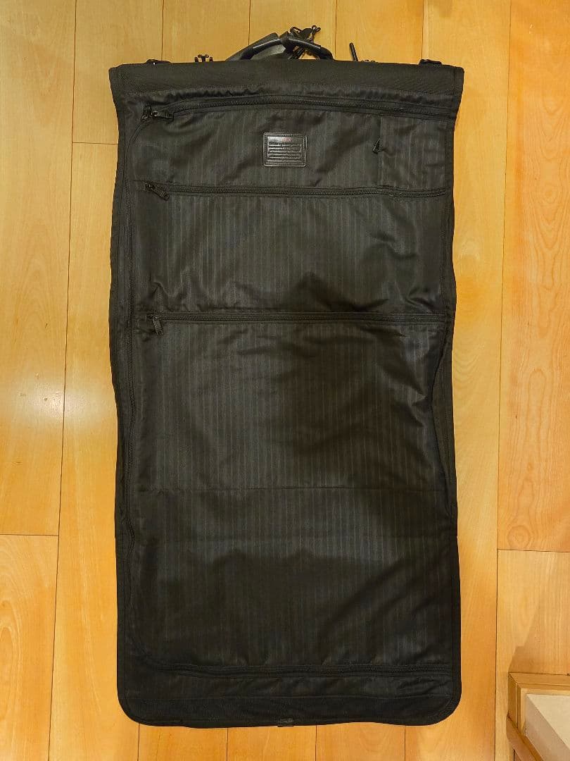 TUMI フォールド キャリーオン ガーメントケース 2way 22133DH