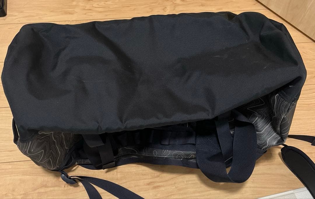 ノースフェイス ベースキャンプダッフル 等高線 North face