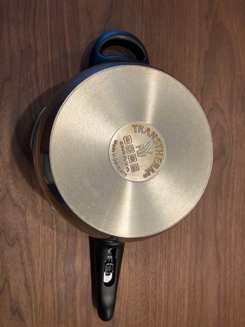 ★ Tmfk★ヴェーエムエフ　WMF 圧力鍋　4.5L
