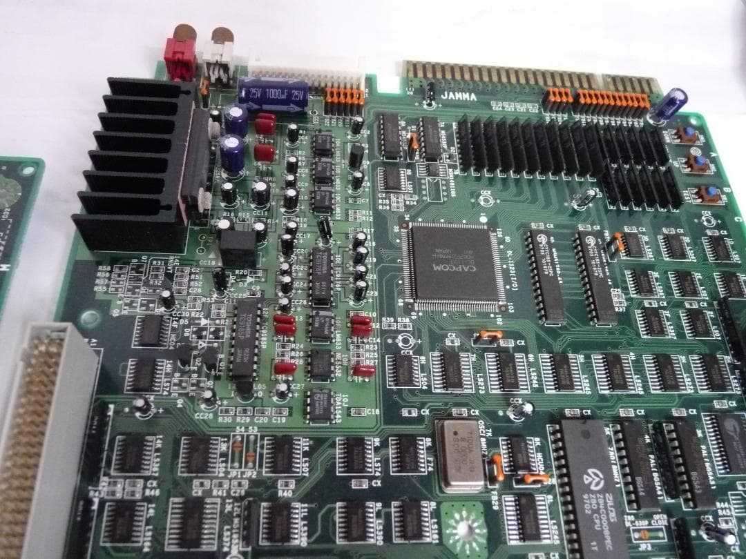 CAPCOM CPS2 アーケード基板 93646A-7/93646B-7