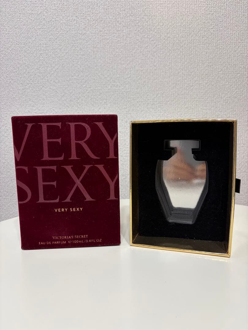 【100ml】Victoria’s secret very sexy
