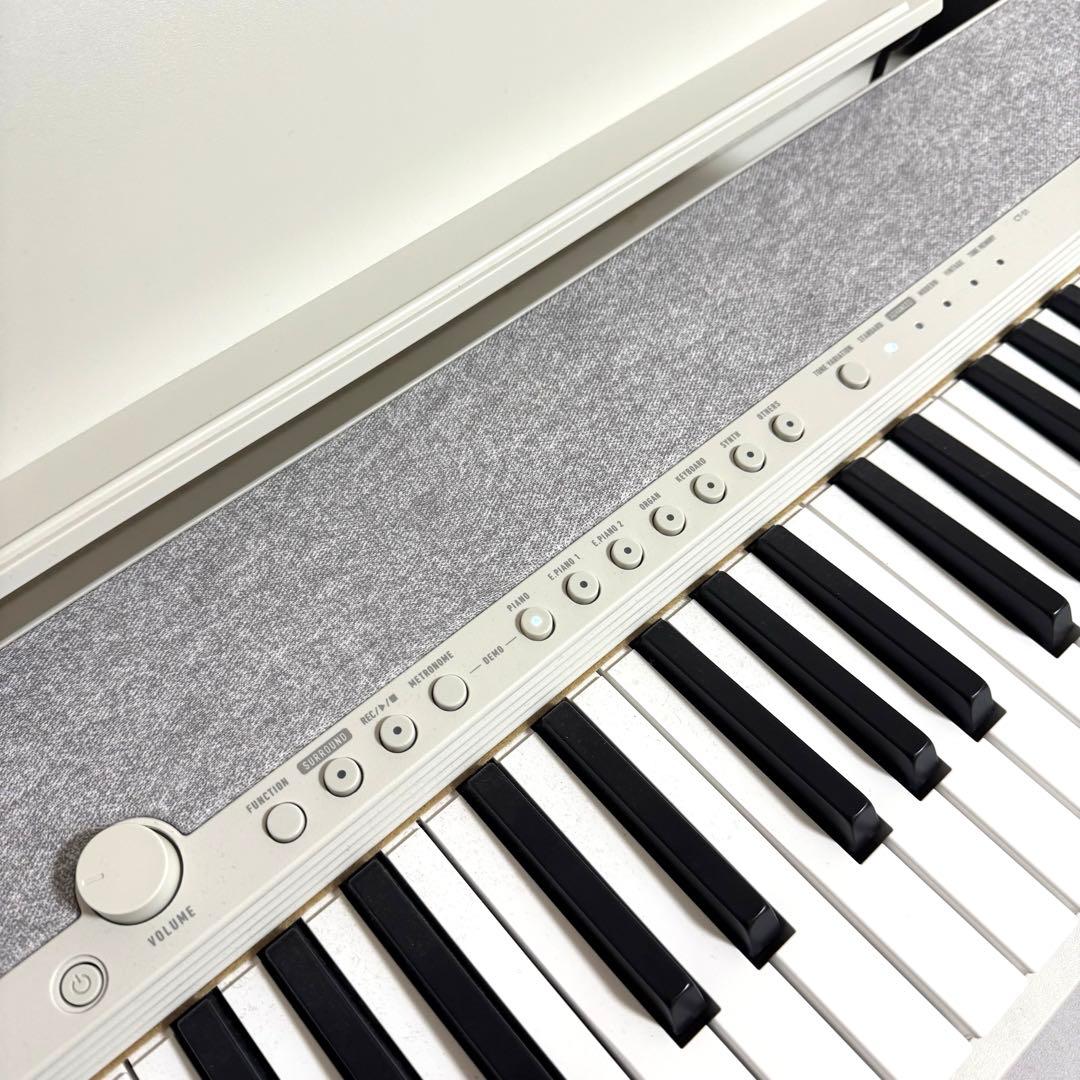 ぷ*ん様 25年製 カシオ CASIO キーボード 61鍵盤 CT-S1 WE