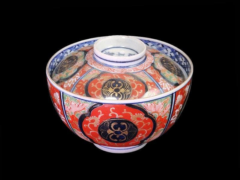 大聖寺伊万里　金襴手　唐子に桜花　金唐草に花の図　蓋茶碗D074AS-fbvq