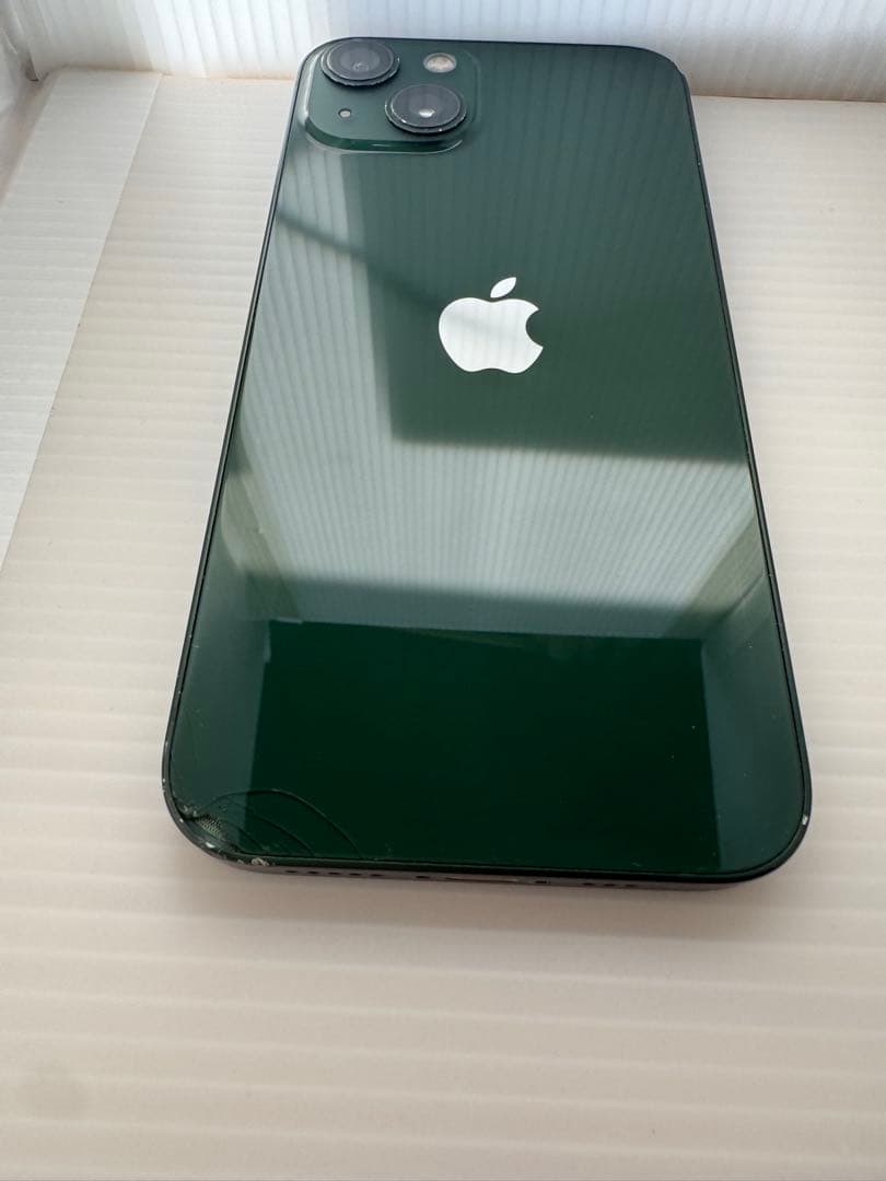 iPhone 13 128GB グリーン BT100%純正液晶 背面左下割れ有り