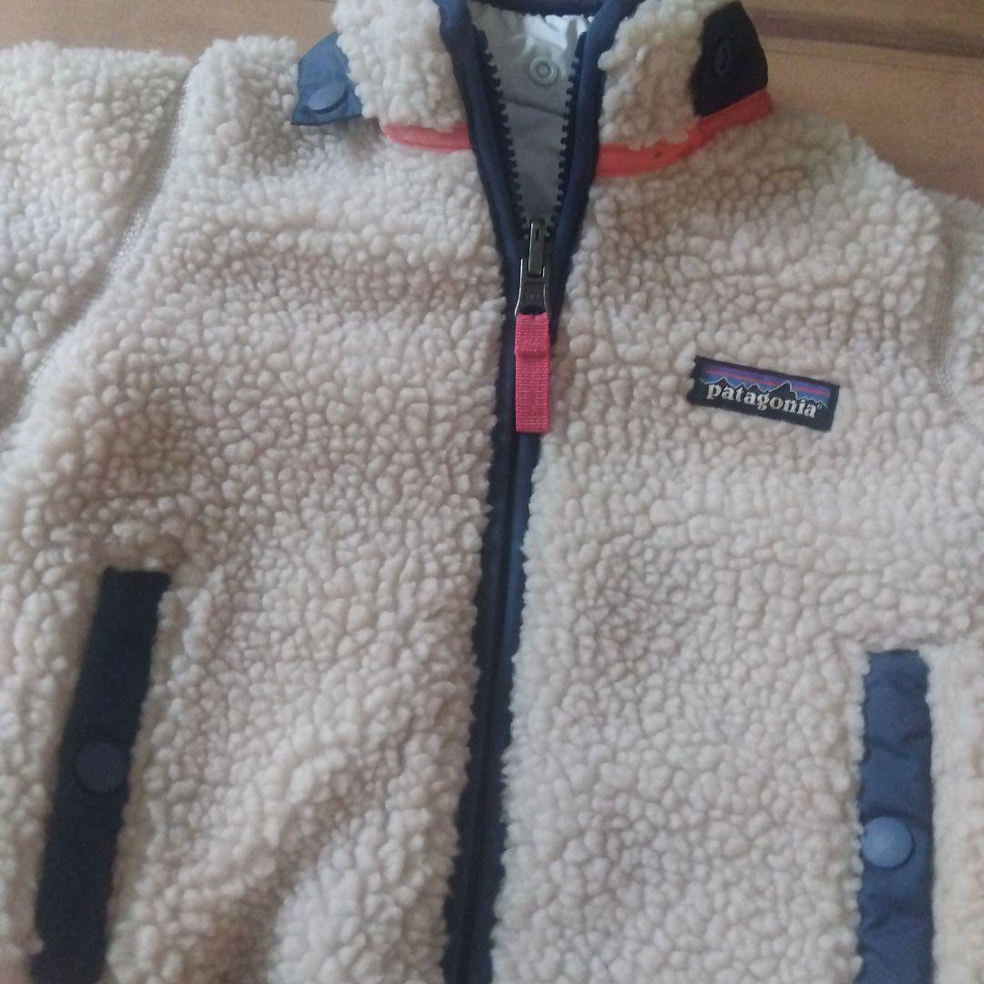 専用ページ　　　　patagonia 2T アウター グレー ピンク