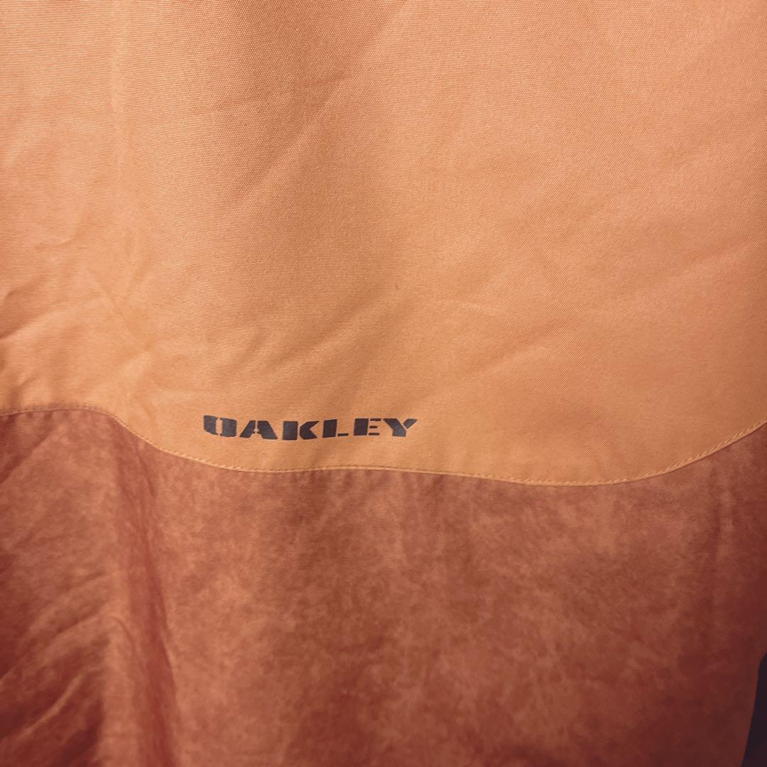 ア*イ様 OAKLEY スノーボードウェア　ジャケット　アウター　中綿入り　メン