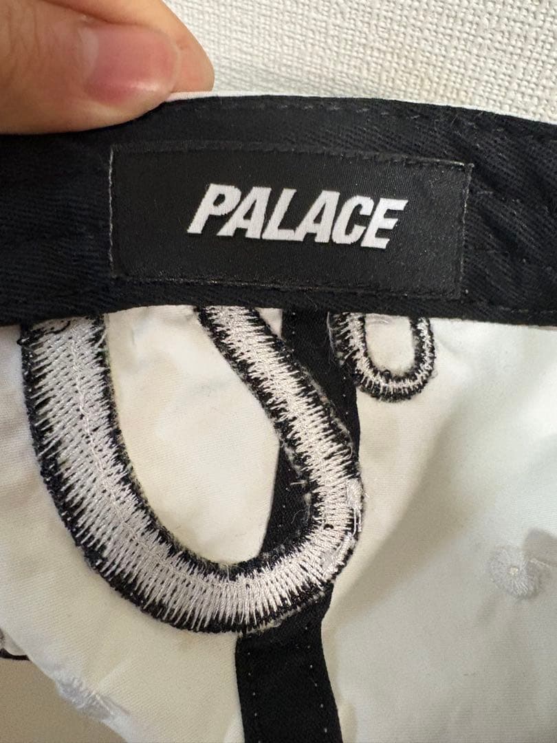PALACE スネーク刺繍 ホワイトキャップ