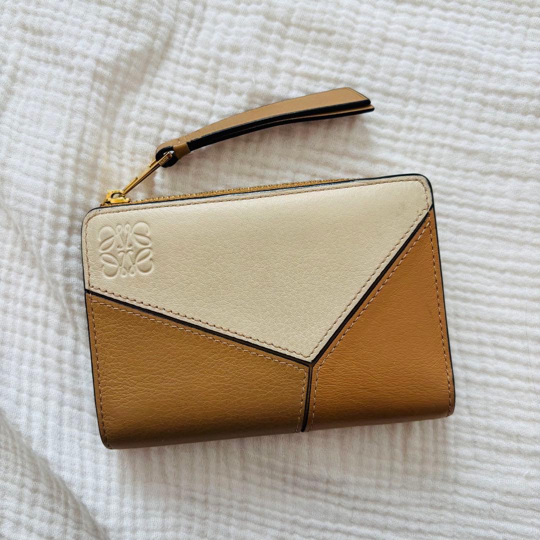 AYM☆【限定色・完売】LOEWE ロエベパズルコンパクトジップウォレット