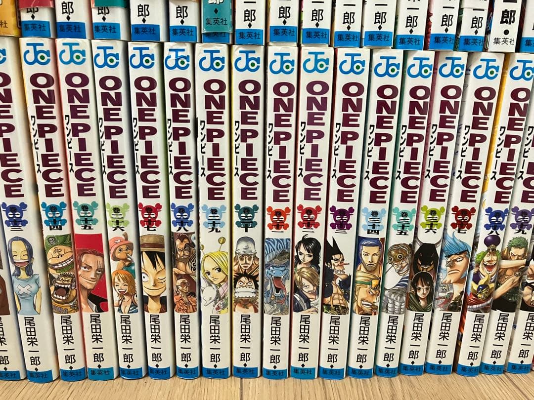 チ*ル様 ワンピースコミック本94冊＋2冊（中抜きで無い番号あり）合計96冊