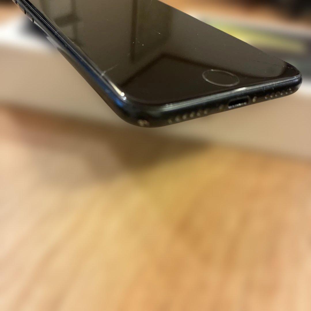iPhone SE (第2世代) ブラック SIMロックあり