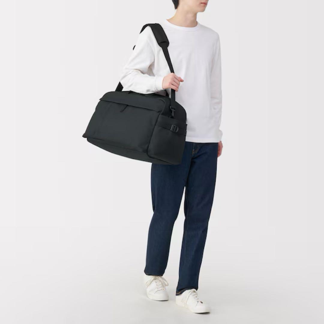 無印良品『新品☆撥水ボストンバッグ ブラック 縦３２×横５０×マチ２３ｃｍ』