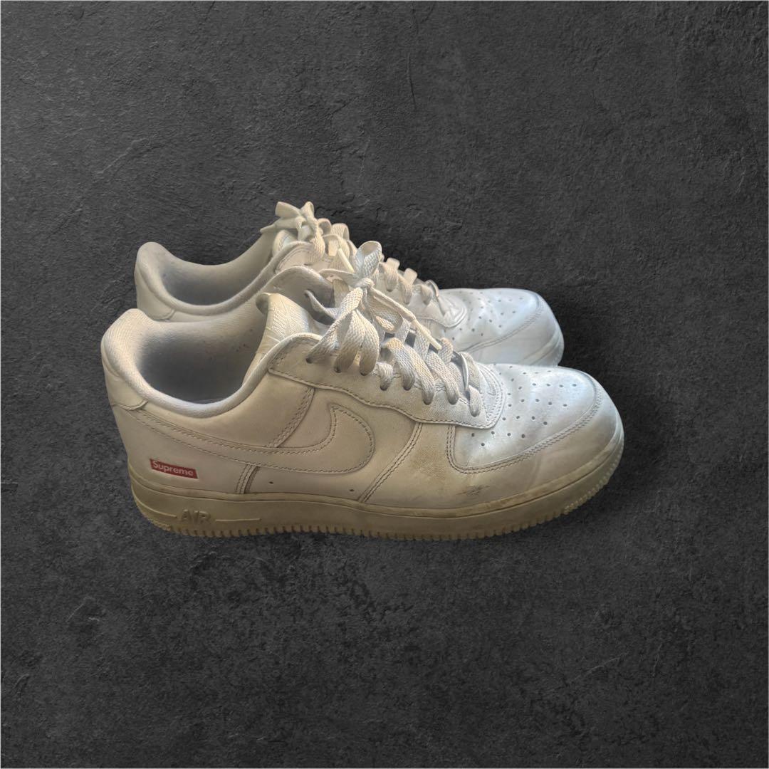 シュプフォース Nike Air Force 1 Supreme ホワイト
