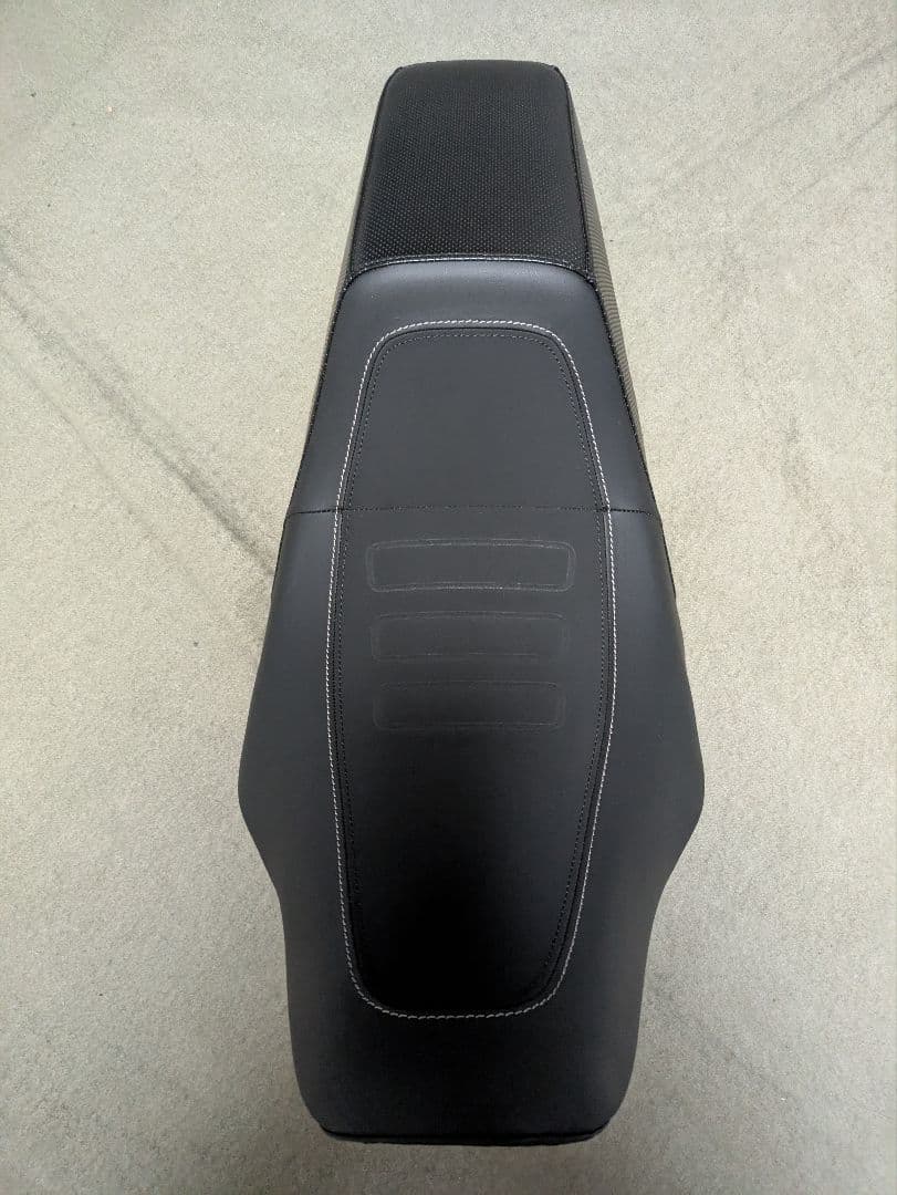 Harley-Davidson スイッチバック 2UPシート