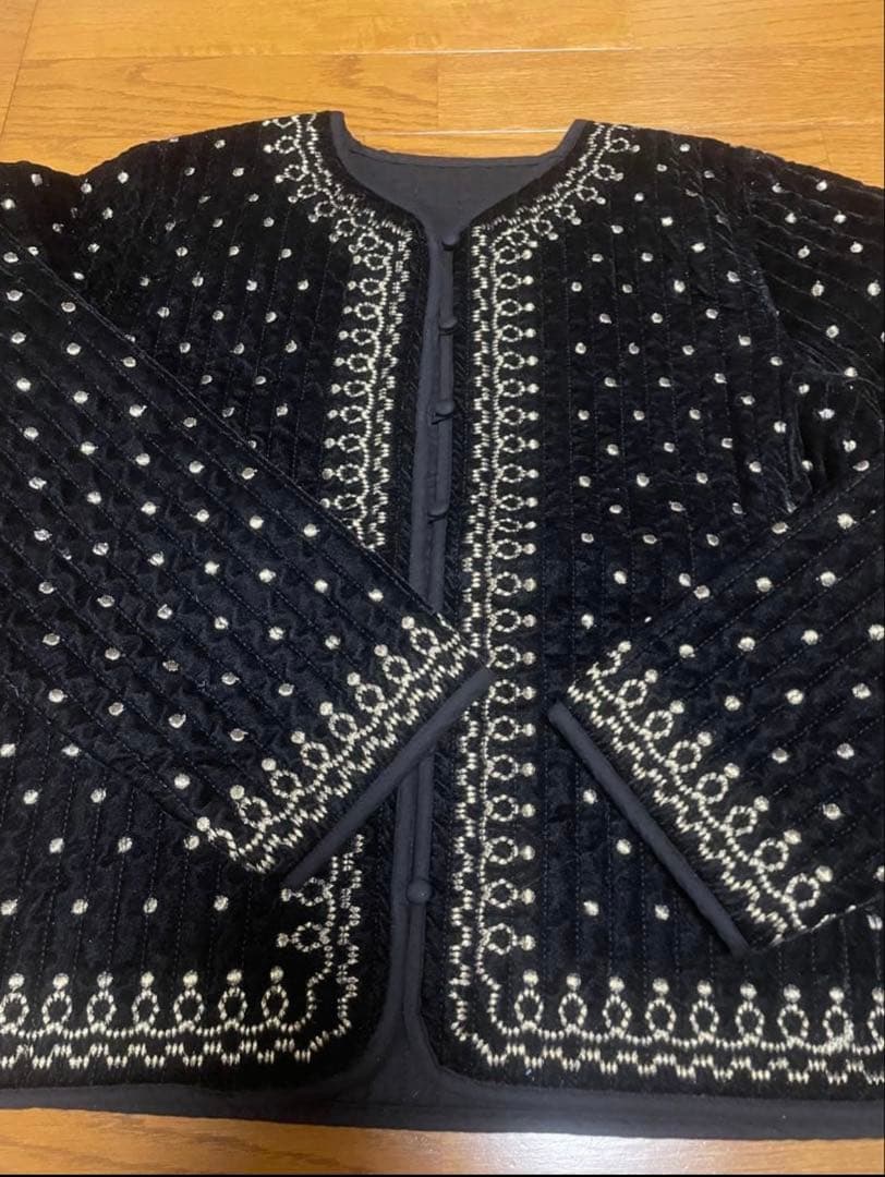 ドット刺繍ベロアキルティングジャケット