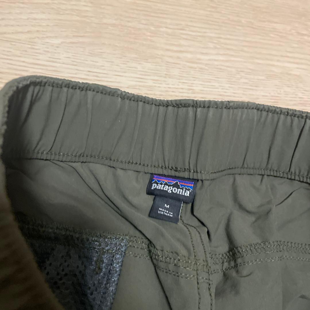 Patagonia ナイロンパンツ 裾絞り カーキ Mサイズ