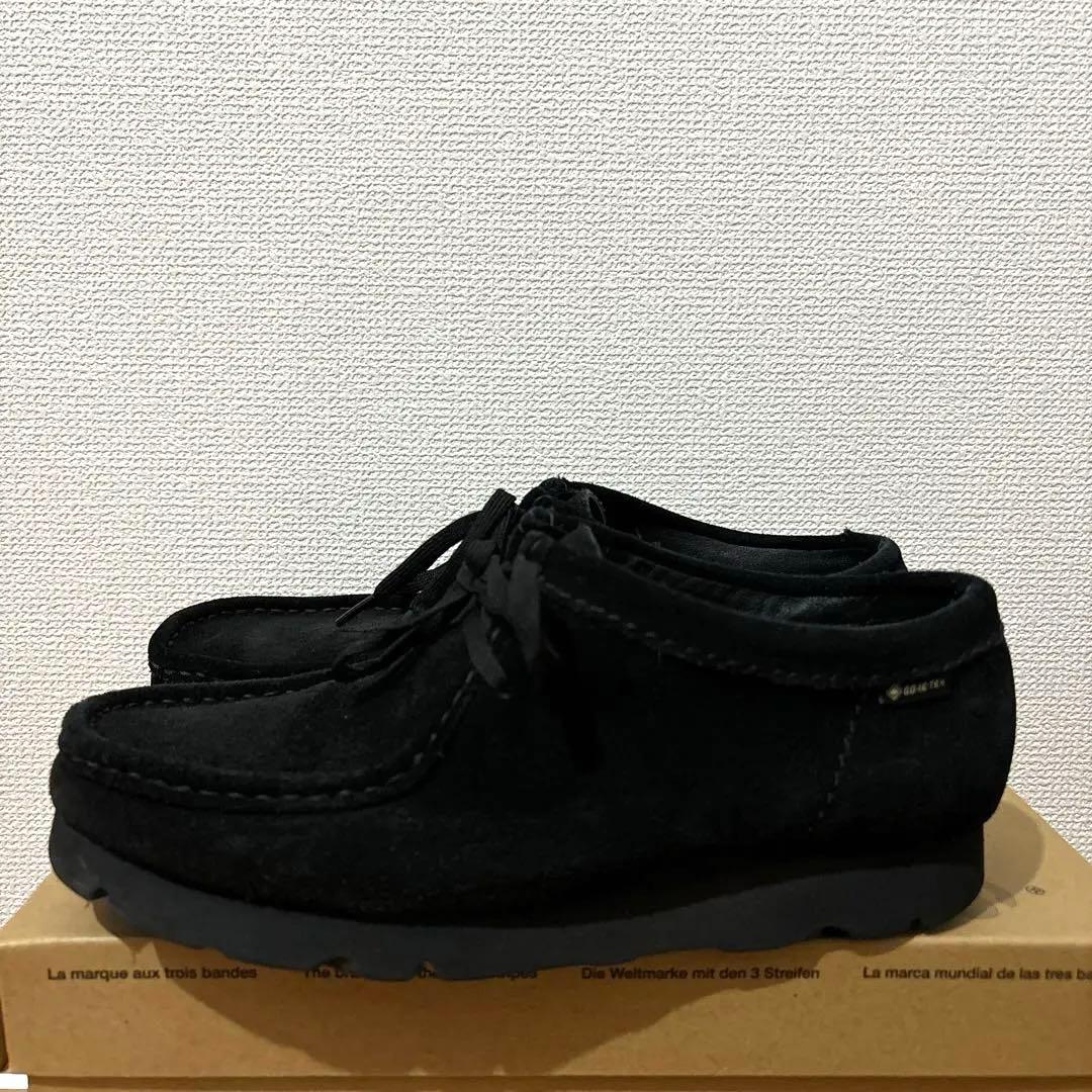 クラークス　ワラビー　黒スエード　ゴアテックス